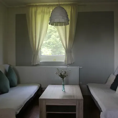 Bett Im Bahnhof Gueterschuppen Keine Ja Oder Aehnlich