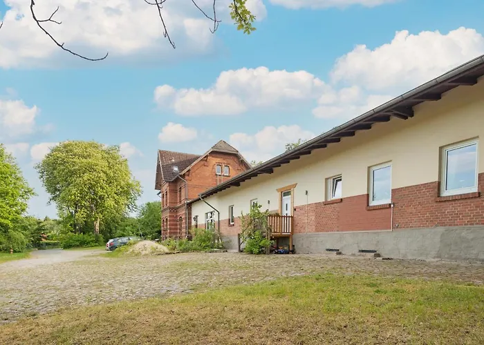 Bett Im Bahnhof Gueterschuppen Keine Ja Oder Aehnlich Бад-Гарцбург