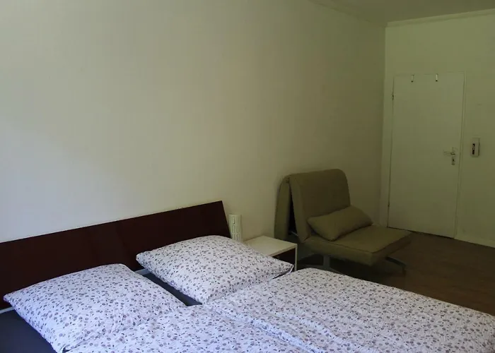 Bett Im Bahnhof Gueterschuppen Keine Ja Oder Aehnlich